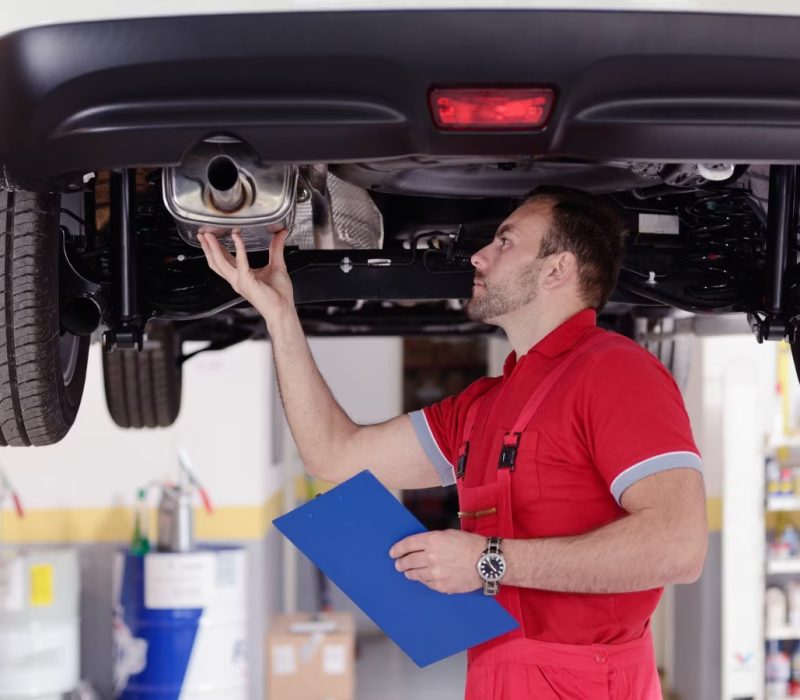 inspection-of-car-for-catalytic-converter inspection-of-car-for-catalytic-converter